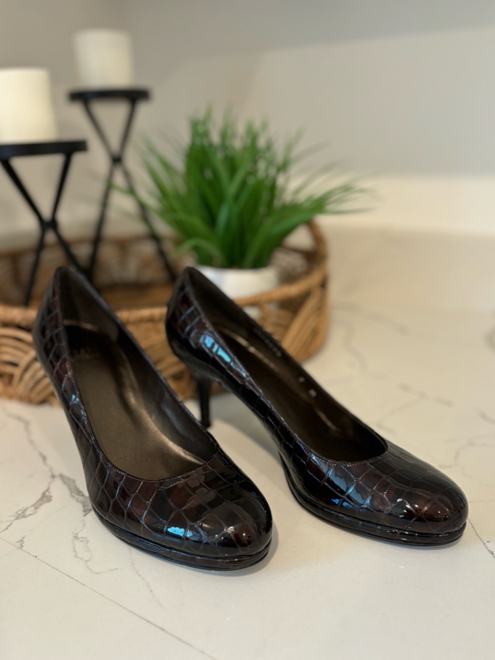 Stuart Weitzman NEW in Box Muse Fudge Sioux Crocodile Heel Pump Womens 7 - Picture 13 of 16